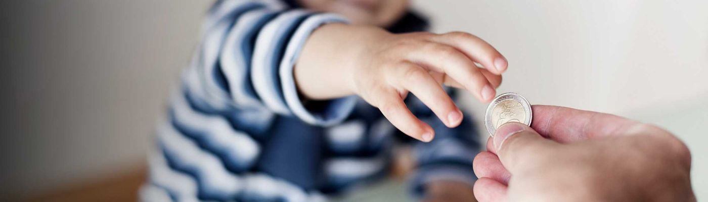 Czy dawanie kieszonkowego się opłaca?